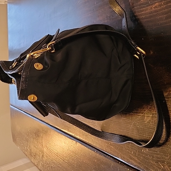 Authentic Prada nylon tote bag in good condition - Picture 7 of 16